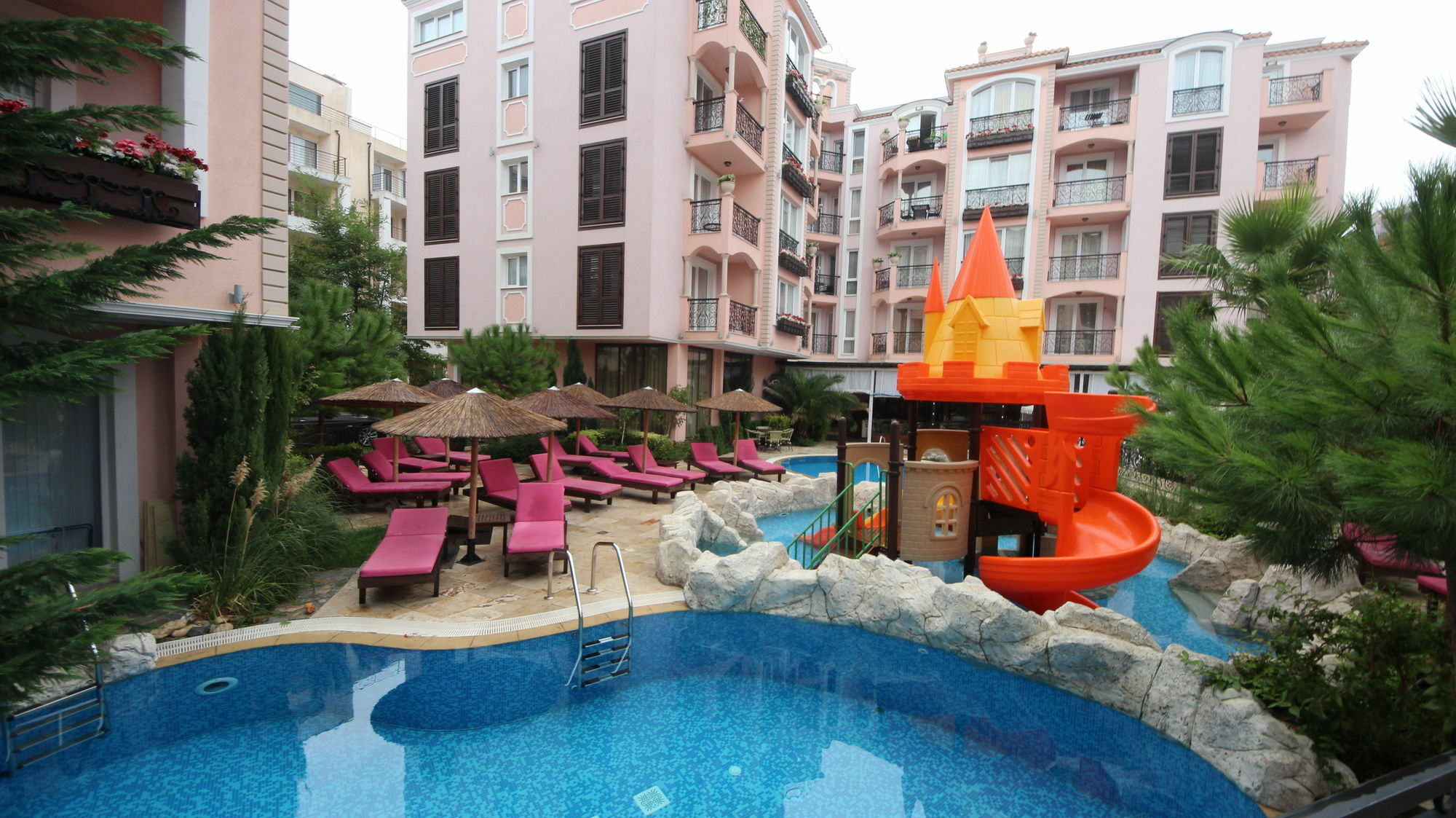 Menada Romance Marine Apartments Sunny Beach Exterior photo